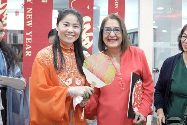 Chinese Culture Experience Day in Kuwait Dazzles with Xinjiang Performances Chinese_Culture_Experience_Day_in_Kuwait_Dazzles_with_Xinjiang_Performances video poster