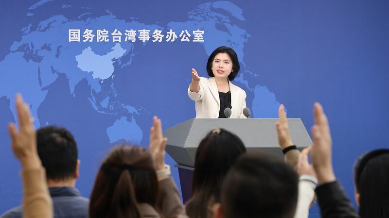 Chinese_Mainland_Denounces_U_S__Arms_Sales_to_Taiwan_Region____ - News for amigos, by amigos Chinese_Mainland_Denounces_U_S__Arms_Sales_to_Taiwan_Region____