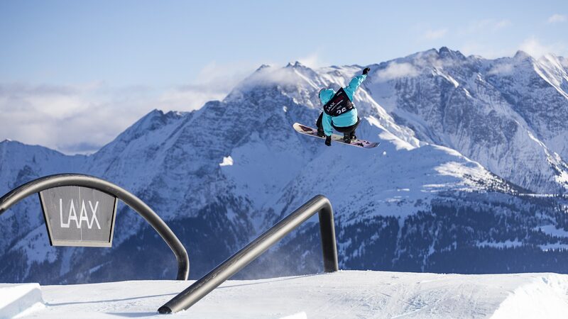 Chinese_Olympians_Su_Yiming_and_Gu_Ailing_Shine_at_Laax_Slopestyle_World_Cup____ - News for amigos, by amigos Chinese_Olympians_Su_Yiming_and_Gu_Ailing_Shine_at_Laax_Slopestyle_World_Cup____