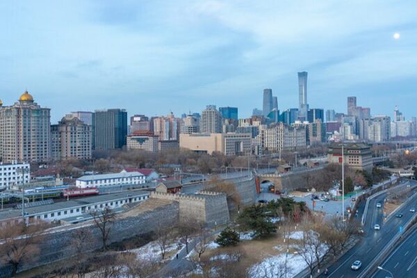 Chinese Premier Li Qiang Gathers Experts to Boost Economic Momentum 🚀 Chinese_Premier_Li_Qiang_Gathers_Experts_to_Boost_Economic_Momentum__