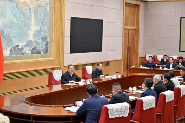 Chinese Premier Li Qiang Urges Quick Action to Boost Economy 🚀 Chinese_Premier_Li_Qiang_Urges_Quick_Action_to_Boost_Economy__