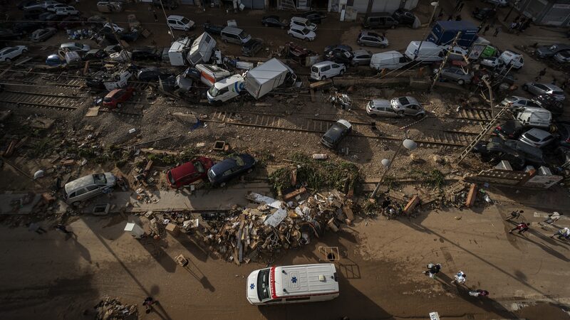 Chinese_President_Xi_Sends_Support_to_Spain_After_Devastating_Floods - News for amigos, by amigos Chinese_President_Xi_Sends_Support_to_Spain_After_Devastating_Floods