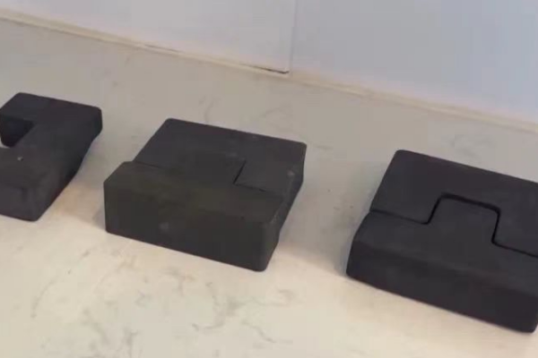 🚀 Chinese Scientists Craft ‘Lunar Bricks’ for Moon Construction 🧱🌕 __Chinese_Scientists_Craft__Lunar_Bricks__for_Moon_Construction___