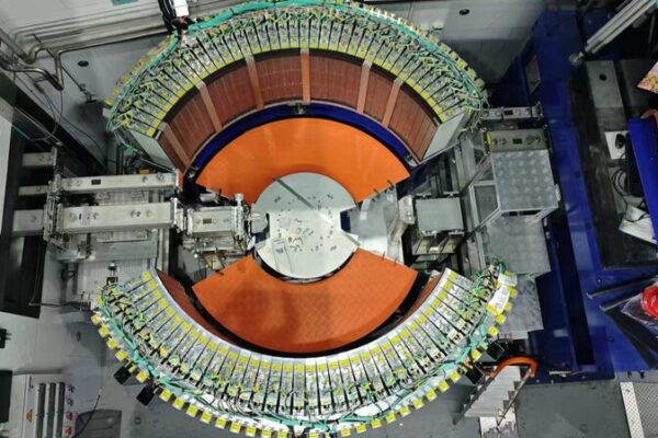 Chinese Scientists Unite ‘Super Microscopes’ to Explore the Micro World 🔬✨ Chinese_Scientists_Unite__Super_Microscopes__to_Explore_the_Micro_World___
