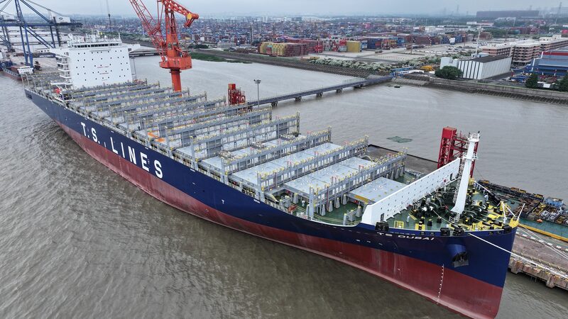 Chinese_Shipbuilder_Makes_Waves_with_Record_Breaking_Delivery_Milestone___ - News for amigos, by amigos Chinese_Shipbuilder_Makes_Waves_with_Record_Breaking_Delivery_Milestone___