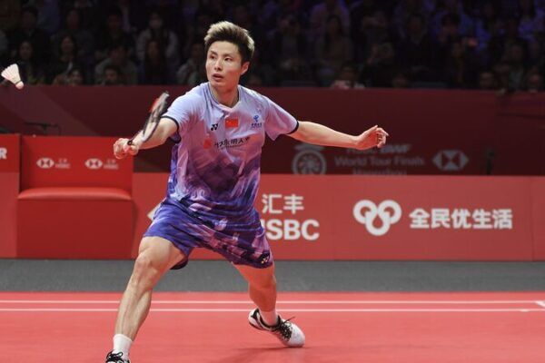 Chinese Shuttler Shi Yuqi Triumphs in Thrilling Match at BWF World Tour Finals 🏸 Chinese_Shuttler_Shi_Yuqi_Triumphs_in_Thrilling_Match_at_BWF_World_Tour_Finals__