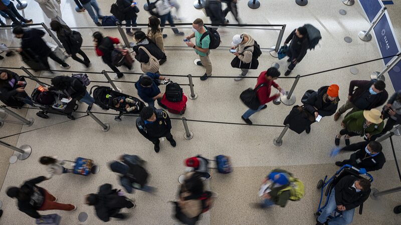 Chinese_Students_Face_Intense_Interrogations_at_U_S__Borders__ - News for amigos, by amigos Chinese_Students_Face_Intense_Interrogations_at_U_S__Borders__