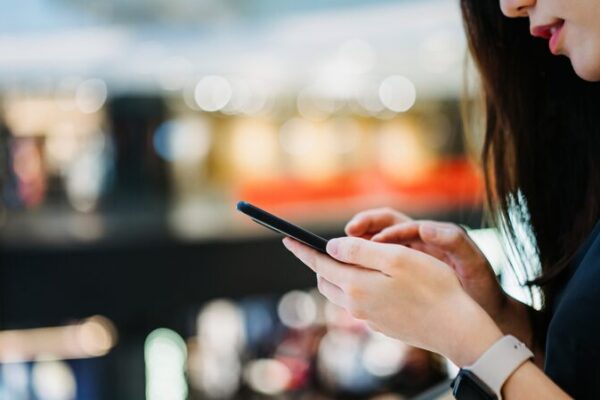 Chinese Tech Giants Team Up: WeChat Pay Hits Taobao! 🚀 Chinese_Tech_Giants_Team_Up__WeChat_Pay_Hits_Taobao___