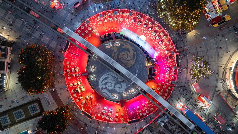 Chongqing_Heats_Up__Massive_Hotpot_Feast_Rings_in_Chinese_New_Year - News for amigos, by amigos Chongqing_Heats_Up__Massive_Hotpot_Feast_Rings_in_Chinese_New_Year