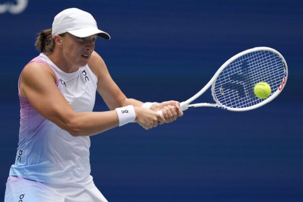 Clinical Swiatek Storms into US Open Third Round with Dominant Win 🌟 Clinical_Swiatek_Storms_into_US_Open_Third_Round_with_Dominant_Win__