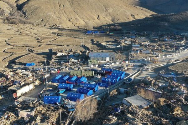 Communities in Dingri Brace for Aftershocks After Major Quake 🌏 Communities_in_Dingri_Brace_for_Aftershocks_After_Major_Quake__