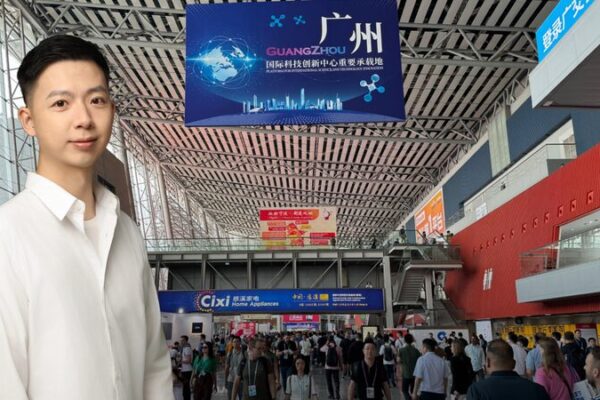 🚀 Cutting-Edge Tech Dazzles at Canton Fair: Cool Gadgets You Need to See! ✨ __Cutting_Edge_Tech_Dazzles_at_Canton_Fair__Cool_Gadgets_You_Need_to_See___ video poster