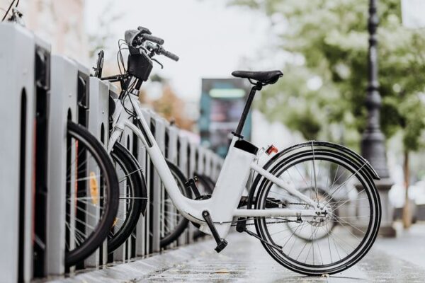 DJI Launches Avinox: Revolutionizing E-Bikes with Drone Tech 🚴♂️⚡️ DJI_Launches_Avinox__Revolutionizing_E_Bikes_with_Drone_Tech_______