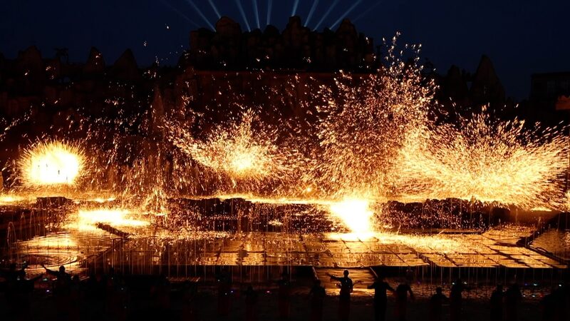 Datiehua__China_s_Ancient_Molten_Iron_Fireworks_Dazzle_the_Night_Sky_poster - News for amigos, by amigos Datiehua__China_s_Ancient_Molten_Iron_Fireworks_Dazzle_the_Night_Sky video poster
