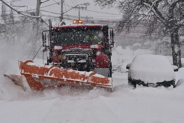 Deadly Snowstorms Sweep the U.S., Leaving Over 80 Dead Deadly_Snowstorms_Sweep_the_U_S___Leaving_Over_80_Dead