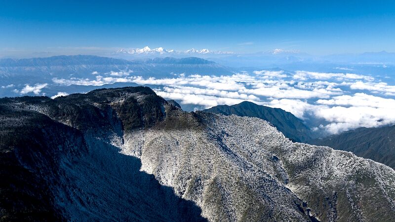 Discover_China_s_Wawushan__Asia_s_Hidden_Table_Mountain_for_Winter_Fun - News for amigos, by amigos Discover_China_s_Wawushan__Asia_s_Hidden_Table_Mountain_for_Winter_Fun