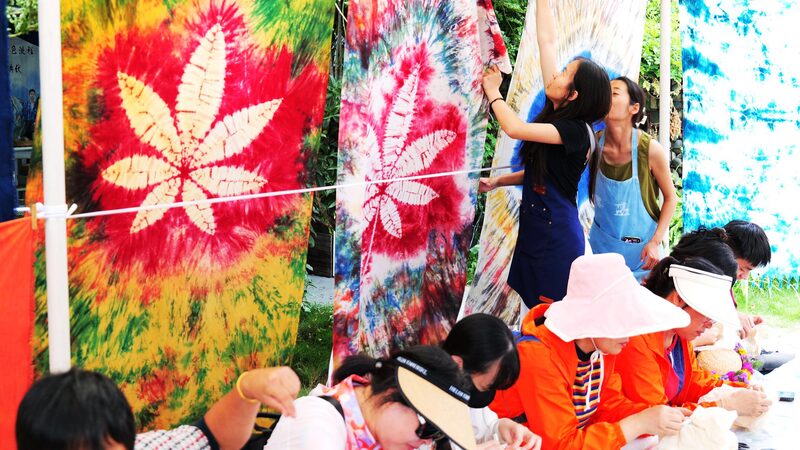Discover_Dali_s_Tie_Dye_Magic__Craft_Your_Own_Colorful_Masterpiece___ - News for amigos, by amigos Discover_Dali_s_Tie_Dye_Magic__Craft_Your_Own_Colorful_Masterpiece___