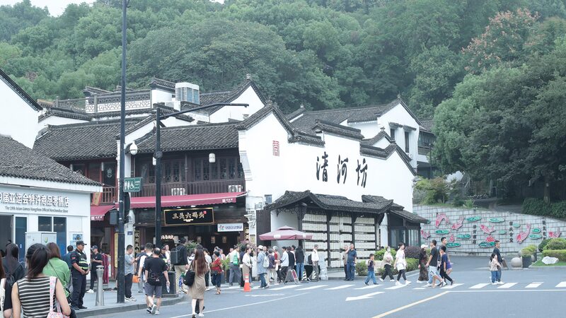 Discover_Hangzhou_s_Hidden_Gem__Qinghefang_Street_s_Timeless_Charm - News for amigos, by amigos Discover_Hangzhou_s_Hidden_Gem__Qinghefang_Street_s_Timeless_Charm