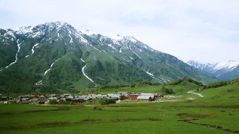 Discover_Hemu_Village__Xinjiang_s_Hidden_Green_Paradise - News for amigos, by amigos Discover_Hemu_Village__Xinjiang_s_Hidden_Green_Paradise