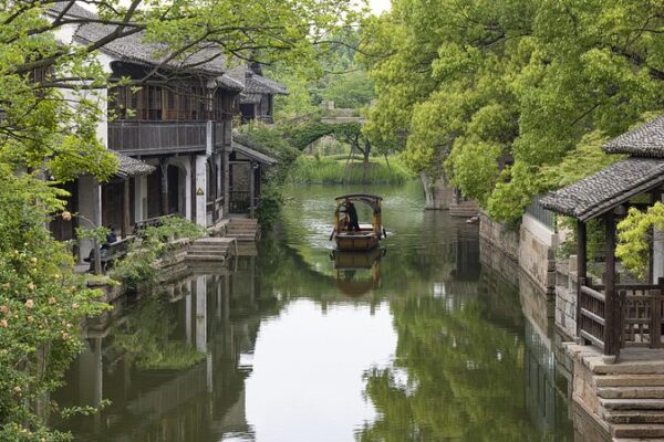 Discover Puyuan: Zhejiang’s Hidden Gem of Fashion and History Discover_Puyuan__Zhejiang_s_Hidden_Gem_of_Fashion_and_History video poster
