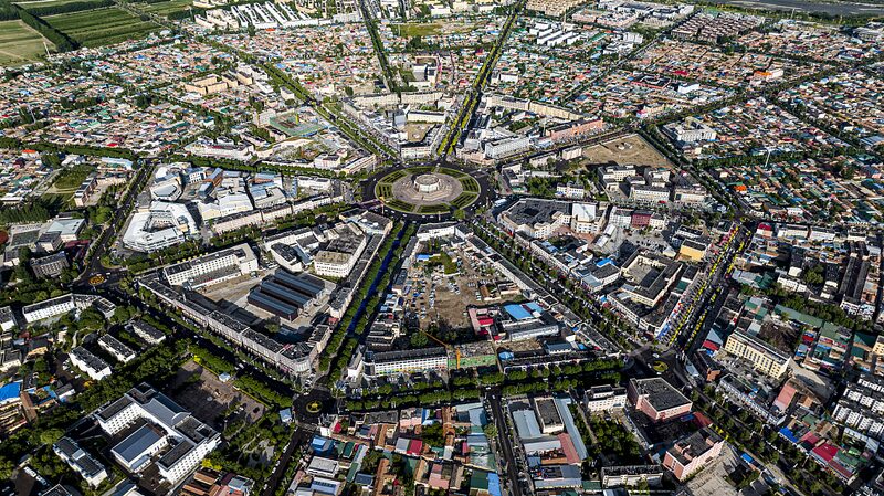 Discover_Tekesi_Bagua_Town__China_s_Mystical_Maze_City_poster - News for amigos, by amigos Discover_Tekesi_Bagua_Town__China_s_Mystical_Maze_City video poster