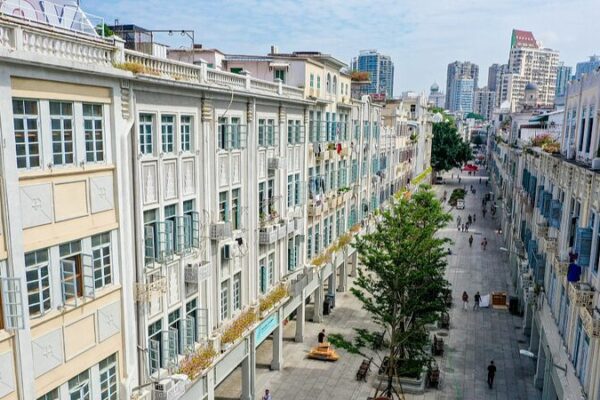 Discover Xiamen’s Zhongshan Road: Where History Meets Modern Vibes Discover_Xiamen_s_Zhongshan_Road__Where_History_Meets_Modern_Vibes video poster