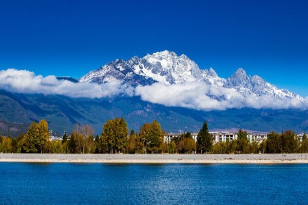 Discover Yulong Snow Mountain: China’s Soaring Silver Dragon 🌟 Discover_Yulong_Snow_Mountain__China_s_Soaring_Silver_Dragon__ video poster