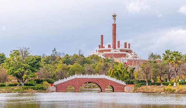 Discover Yunnan’s Ten-Month Solar Calendar Park: A Journey into Yi Culture 🌞 Discover_Yunnan_s_Ten_Month_Solar_Calendar_Park__A_Journey_into_Yi_Culture__ video poster