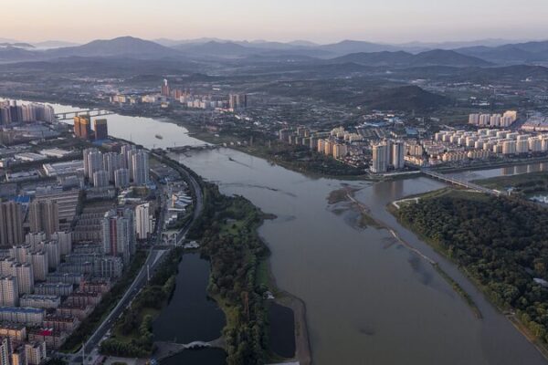 Discover the Charm of Songhua River in Jilin City 🌊 Discover_the_Charm_of_Songhua_River_in_Jilin_City__ video poster