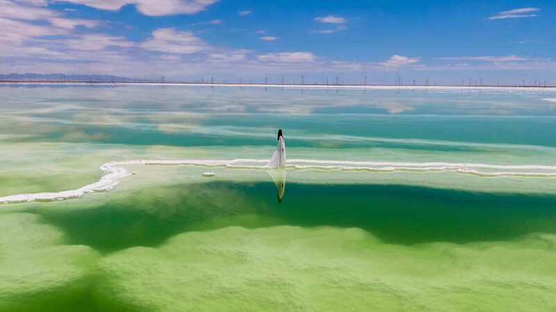 Discover_the_Emerald_Gem__Qarhan_Salt_Lake_in_Haixi_Shines_Bright - News for amigos, by amigos Discover_the_Emerald_Gem__Qarhan_Salt_Lake_in_Haixi_Shines_Bright