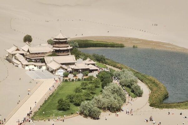 Discover the Enchanting Crescent Lake: China’s Desert Oasis Discover_the_Enchanting_Crescent_Lake__China_s_Desert_Oasis video poster
