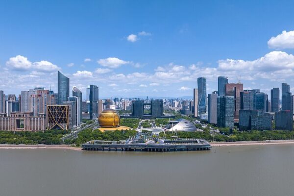 Discover the Futuristic Charm of Qianjiang New Town in Hangzhou Discover_the_Futuristic_Charm_of_Qianjiang_New_Town_in_Hangzhou video poster