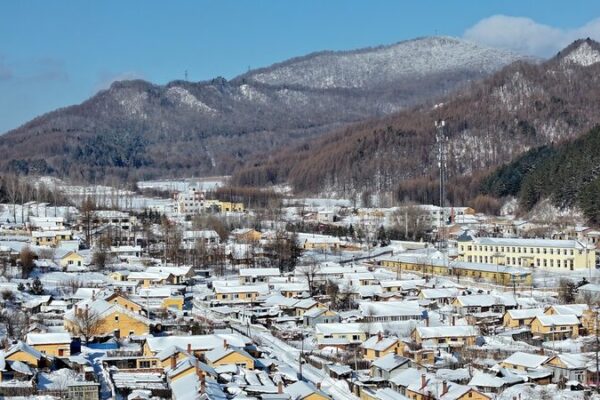 Discover the Hidden Charm of Hengdaohezizhen: A Winter Wonderland Adventure! Discover_the_Hidden_Charm_of_Hengdaohezizhen__A_Winter_Wonderland_Adventure_
