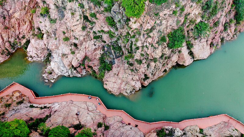 Discover_the_Hidden_Gem__China_s_Sanggan_River_Valley____poster - News for amigos, by amigos Discover_the_Hidden_Gem__China_s_Sanggan_River_Valley___ video poster