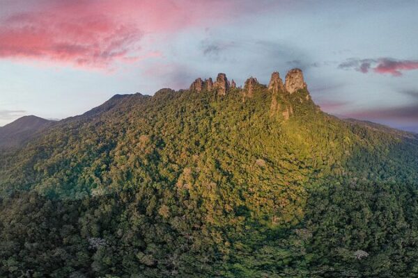 Discover the Magic of Hainan’s Seven Fairy-Lady Mountain 🌄 Discover_the_Magic_of_Hainan_s_Seven_Fairy_Lady_Mountain__ video poster