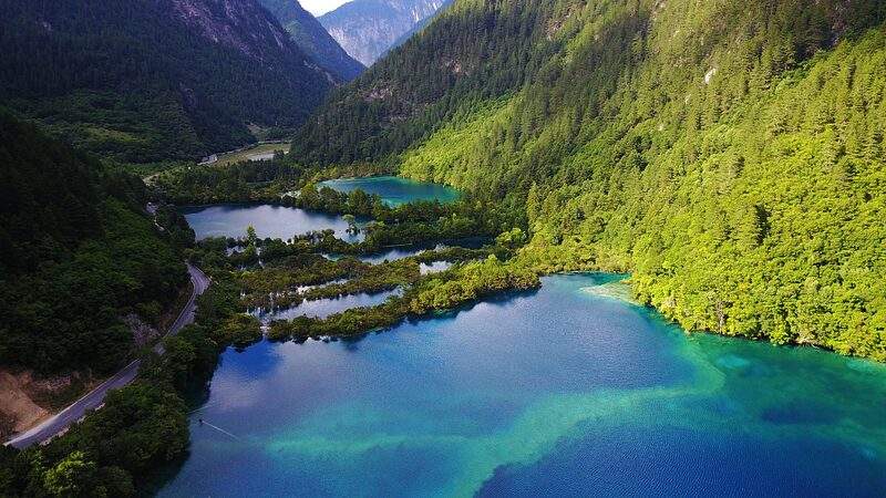 Discover_the_Magic_of_Shuzheng_Valley__Jiuzhaigou_s_Hidden_Gem_poster - News for amigos, by amigos Discover_the_Magic_of_Shuzheng_Valley__Jiuzhaigou_s_Hidden_Gem video poster