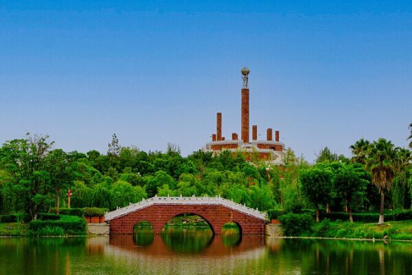 Discover_the_Ten_Month_Solar_Calendar_Park__A_Cultural_Gem_in_Yunnan__ video poster