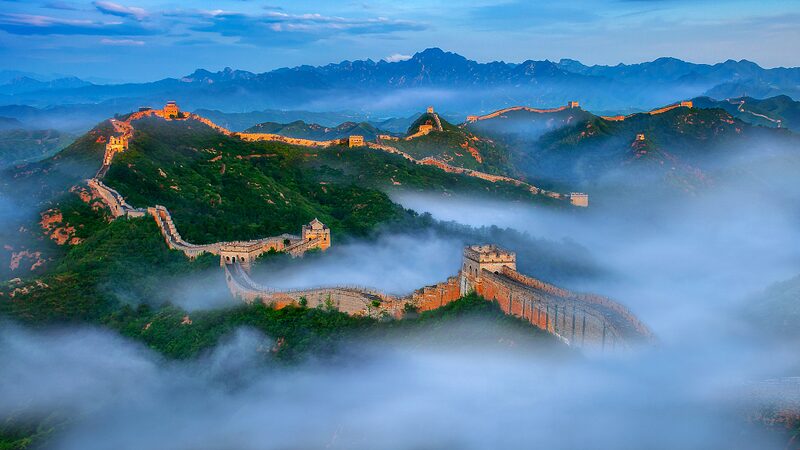 Discover_the_Vibrant_Colors_of_Jinshanling_Great_Wall_this_Autumn_poster - News for amigos, by amigos Discover_the_Vibrant_Colors_of_Jinshanling_Great_Wall_this_Autumn video poster