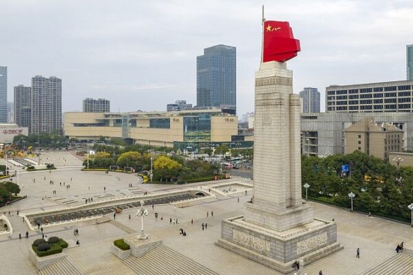 Discover the Vibrant Heart of Nanchang: Bayi Square 🏙️ Discover_the_Vibrant_Heart_of_Nanchang__Bayi_Square___ video poster