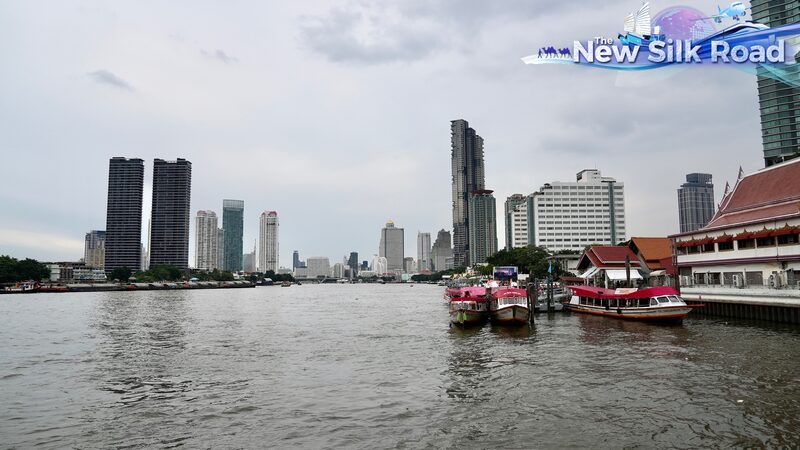 Discover_the_Vibrant_Life_Along_Thailand_s_Chao_Phraya_River video poster