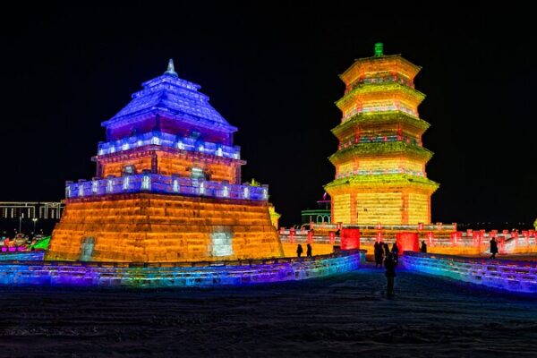 Discover the Winter Wonderland of Changchun Ice and Snow New World ❄️🏰 Discover_the_Winter_Wonderland_of_Changchun_Ice_and_Snow_New_World____ video poster
