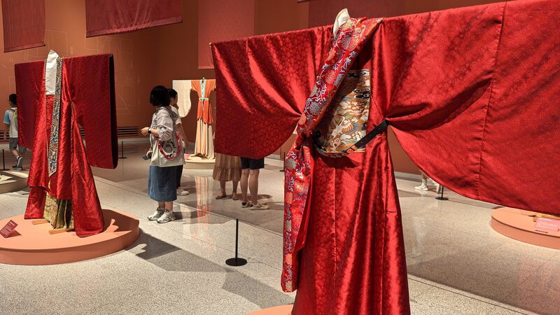 Dive_into_China_s_Vibrant_Past_at__Splendid_Colors__Exhibition_in_Beijing - News for amigos, by amigos Dive_into_China_s_Vibrant_Past_at__Splendid_Colors__Exhibition_in_Beijing