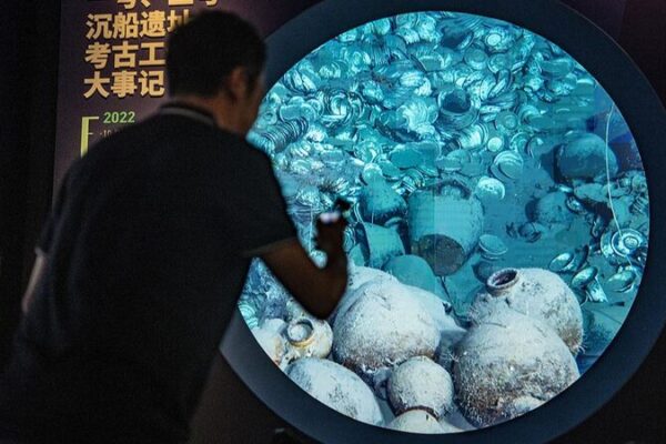 Dive into History: Sunken Treasures Resurface in Hainan’s New Exhibition Dive_into_History__Sunken_Treasures_Resurface_in_Hainan_s_New_Exhibition