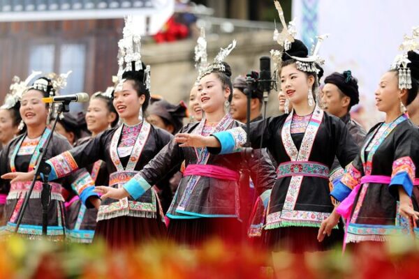 Dong People’s Grand Song Shines in Vibrant Contest 🎶 Dong_People_s_Grand_Song_Shines_in_Vibrant_Contest__