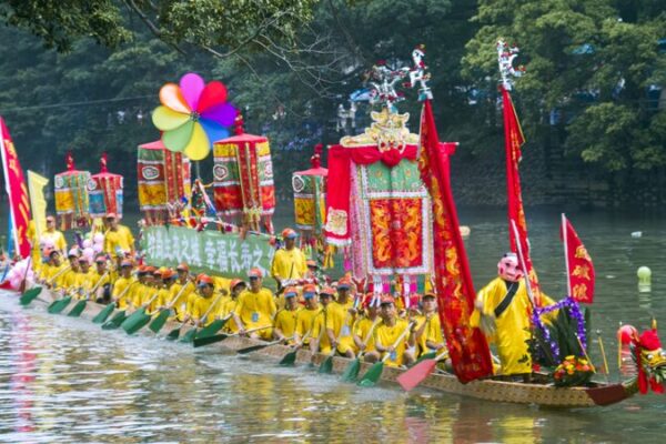 Dragon Boat Parades Energize Foshan Ahead of Duanwu Festival 🎏🚣 Dragon_Boat_Parades_Energize_Foshan_Ahead_of_Duanwu_Festival___