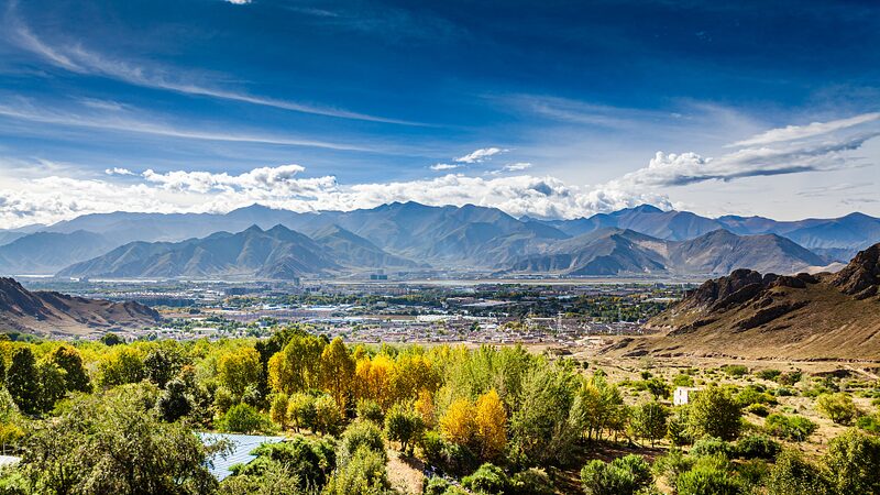 Drones_and_Tech_Fuel_Xizang_s_Largest_Greening_Mission__poster - News for amigos, by amigos __Drones_and_Tech_Fuel_Xizang_s_Largest_Greening_Mission_ video poster