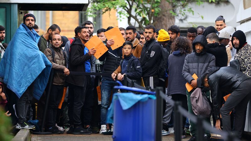 EU_Sees_12__Drop_in_Asylum_Applications_in_2024___