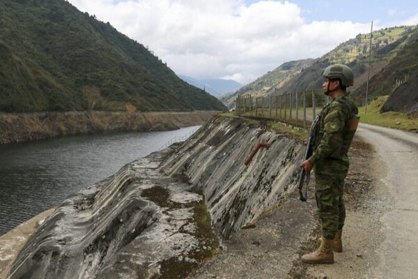 ⚡ Ecuador Faces Massive Power Cuts Amid Historic Drought __Ecuador_Faces_Massive_Power_Cuts_Amid_Historic_Drought