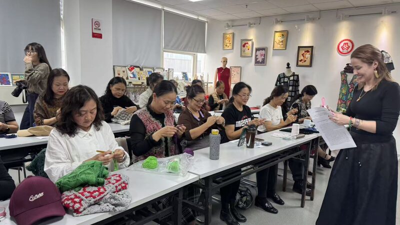 Empowering_Changde_s_Women__Free_Community_Classes_Ignite_Skills_and_Confidence - News for amigos, by amigos Empowering_Changde_s_Women__Free_Community_Classes_Ignite_Skills_and_Confidence
