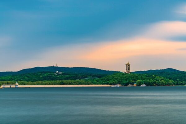 Escape_to_Jingyuetan__Changchun_s_Natural_Wonderland_Awaits___ video poster